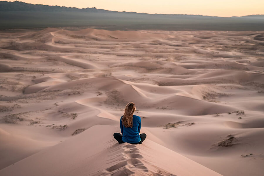 Khongor Els Sand Dunes - Mongolia travel packages