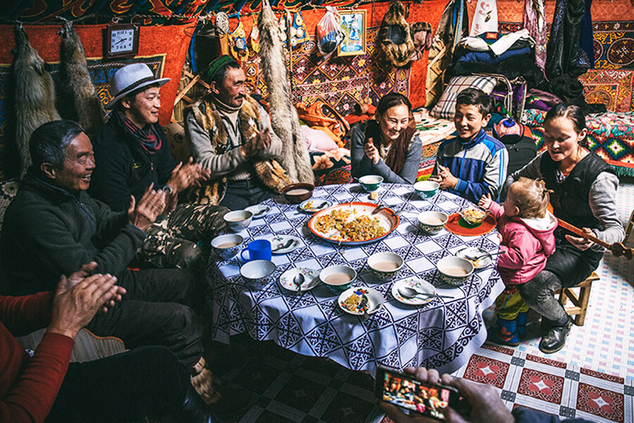 Stay in Nomadic family - Mongolia tour