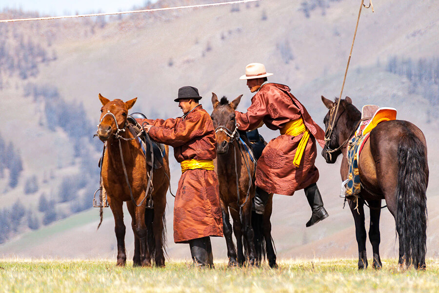horseback ride along in Mongolia adventure tours