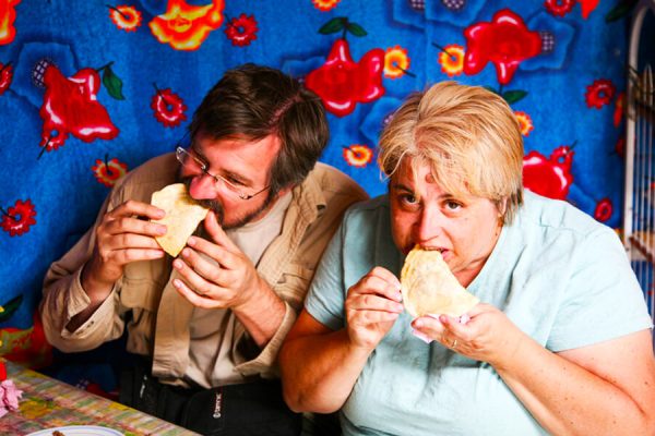 D10 Eating Huushuur street food