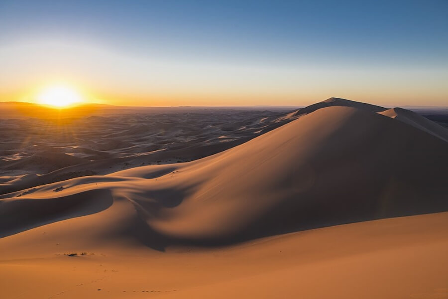 Khongor Sand Dunes