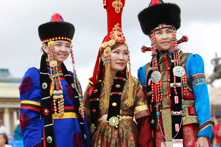 Mongolia Traditional Costumes 5 Interesting Items