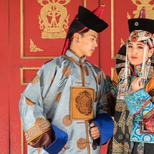 Mongolian traditional costume show - 5-day mongolia itinerary