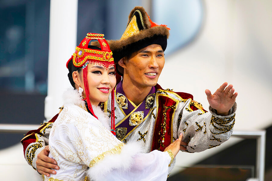 Traditional Wedding & Marriage Customs In Mongolia