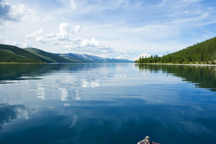 Lake Khuvsgul in Mongolia tour packages