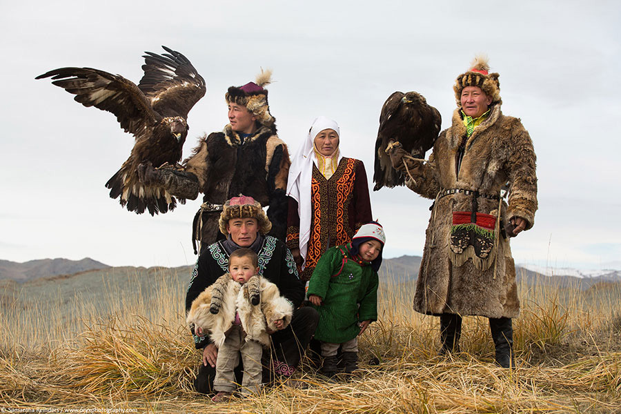 Eagle Hunter’s clothing - Mongolia Adventure Tours