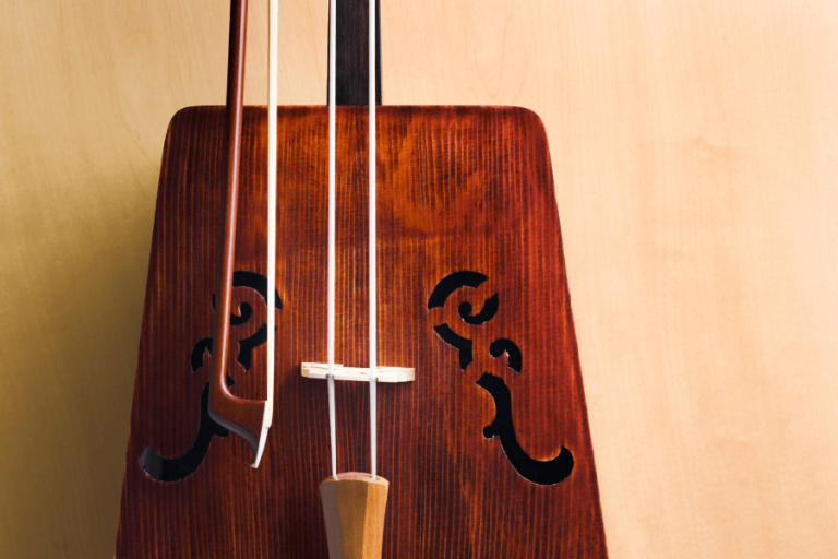Morin Khuur | A Guide to Mongolian Horsehead Fiddle Instrument - Go ...