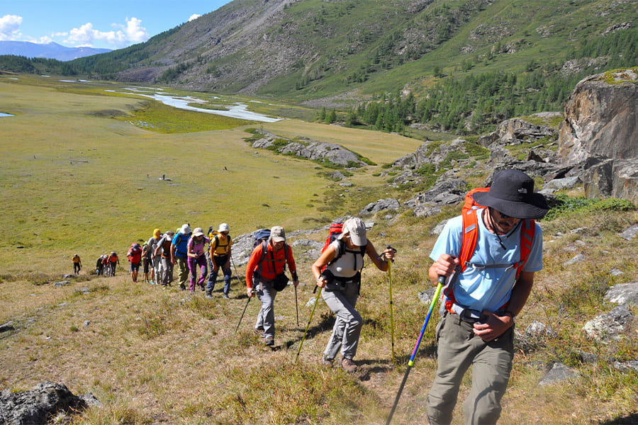 hiking in mongolia trips