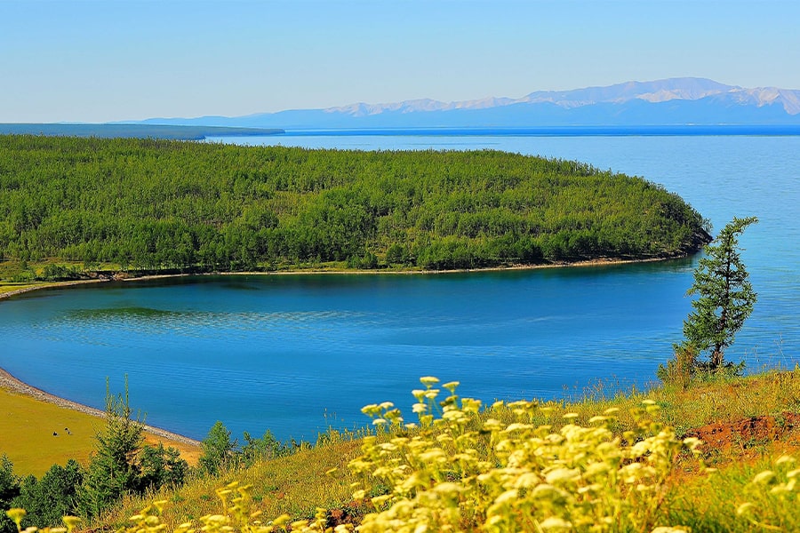 Lake Khuvsgul - mongolia tour packages