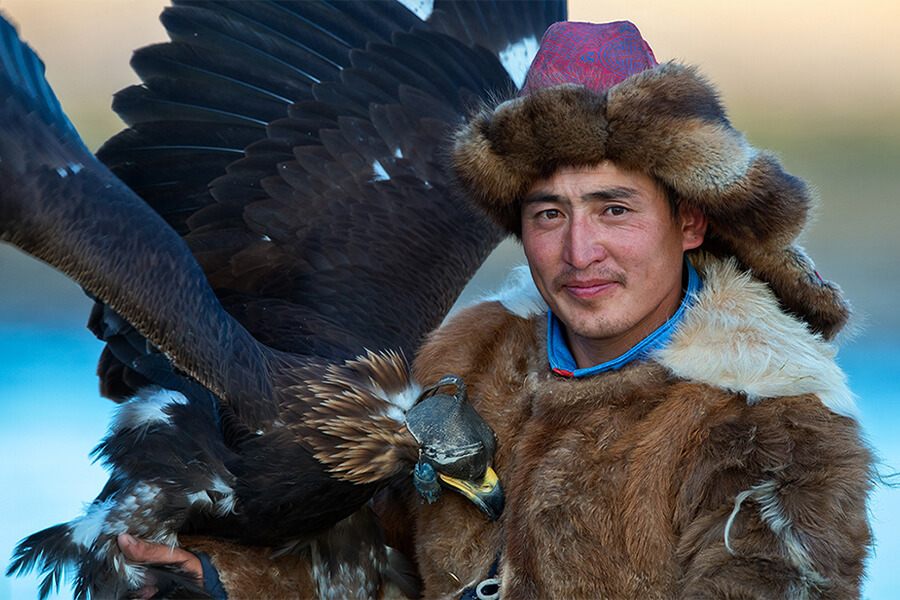 Eagle Hunting Family - mongolia tours in 8 days
